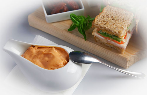 Mayonesa de Chipotle con un sandwich