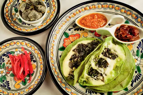 Quesadilla de Huitlacoche | Gastronomía Mexicana