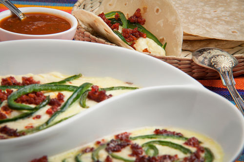 Queso Fundido con Rajas y Chorizo